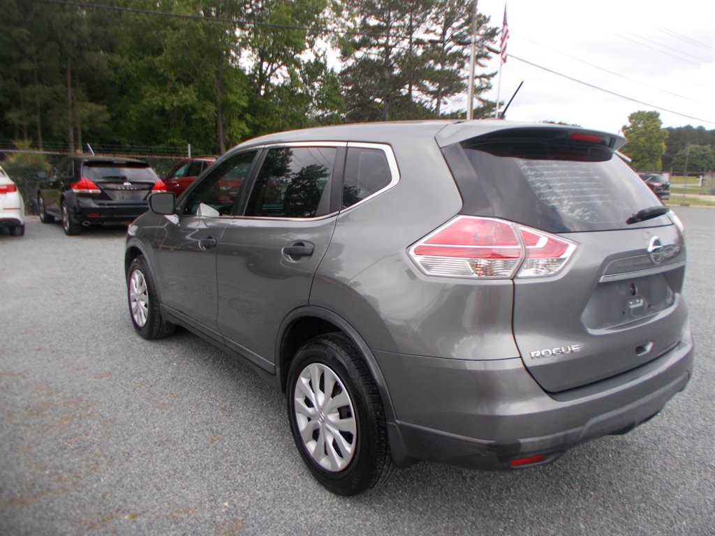 2016 Nissan Rogue - $11,000