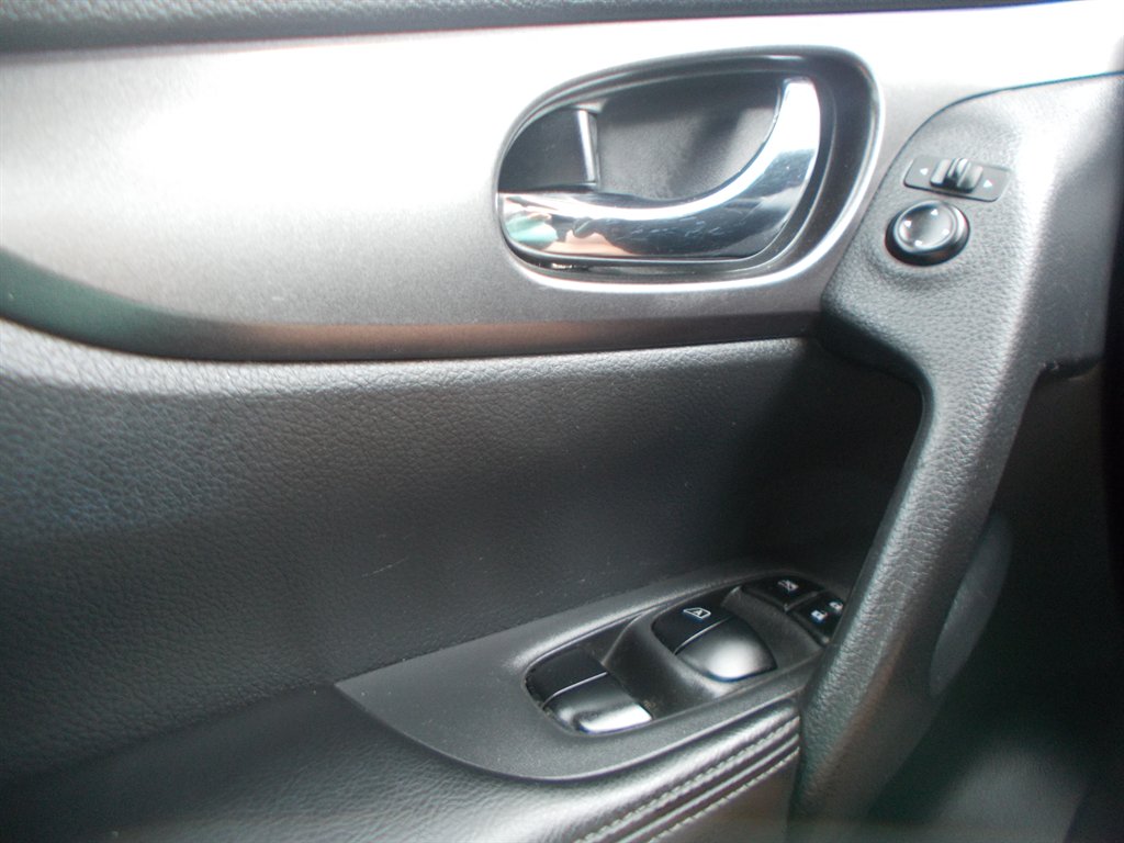 2016 Nissan Rogue - $11,000