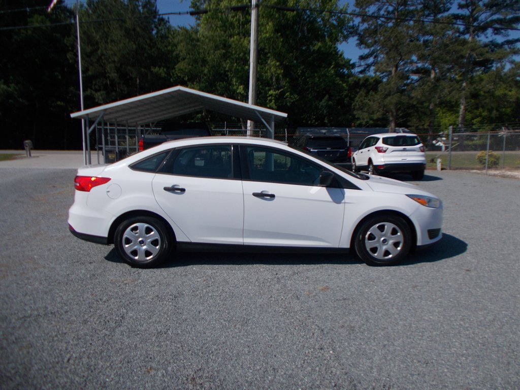 2017 Ford Focus - $10,000