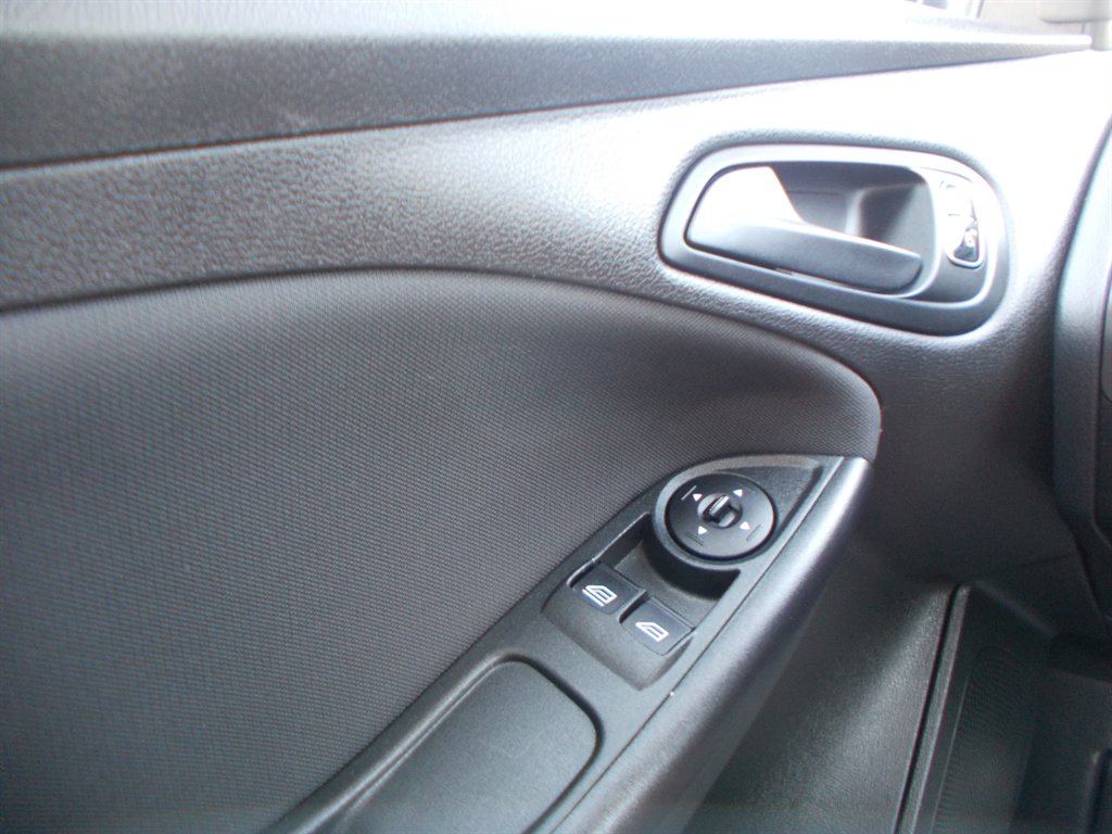 2017 Ford Focus - $10,000