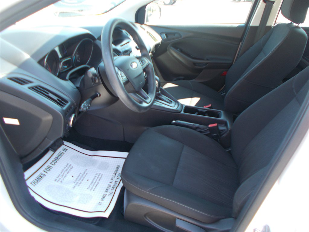 2017 Ford Focus - $10,000