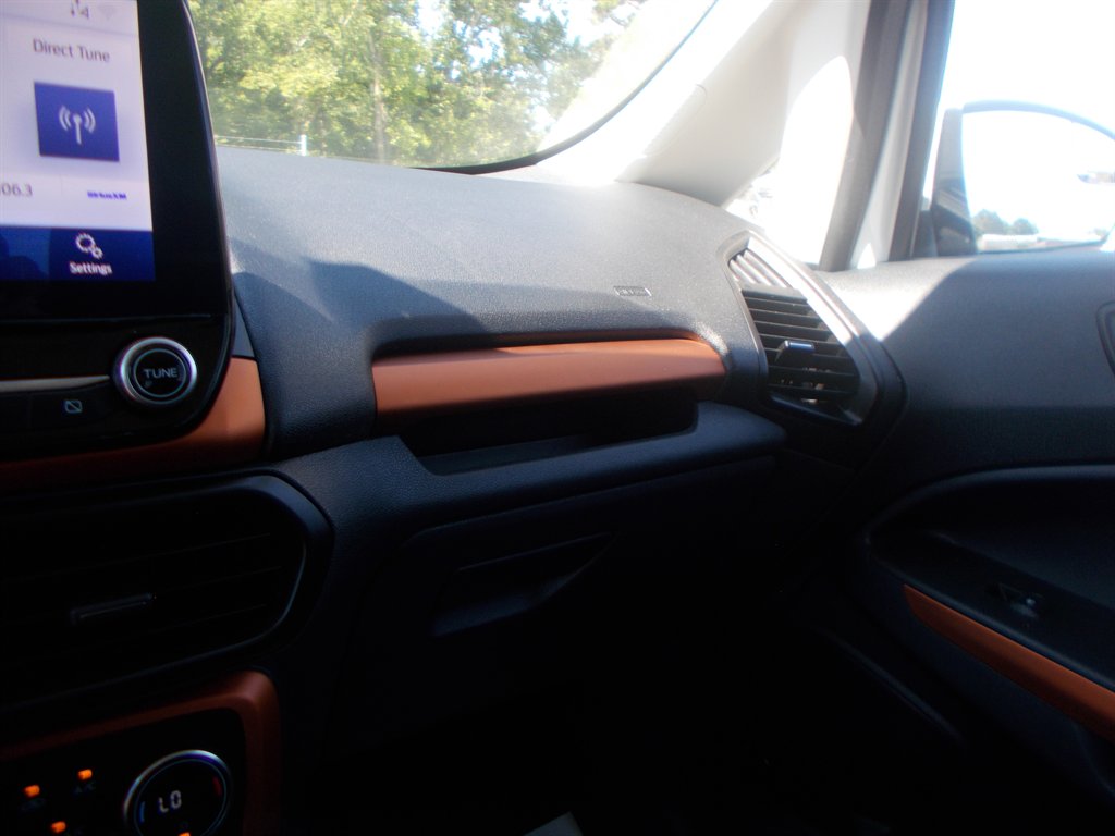 2021 Ford EcoSport - $11,500