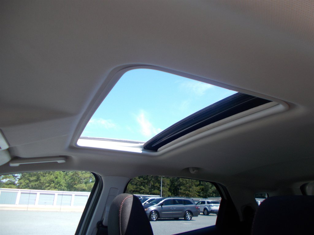 2021 Ford EcoSport - $11,500