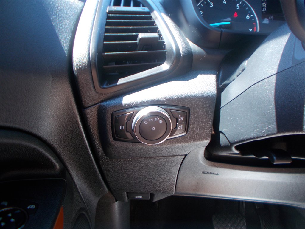 2021 Ford EcoSport - $11,500