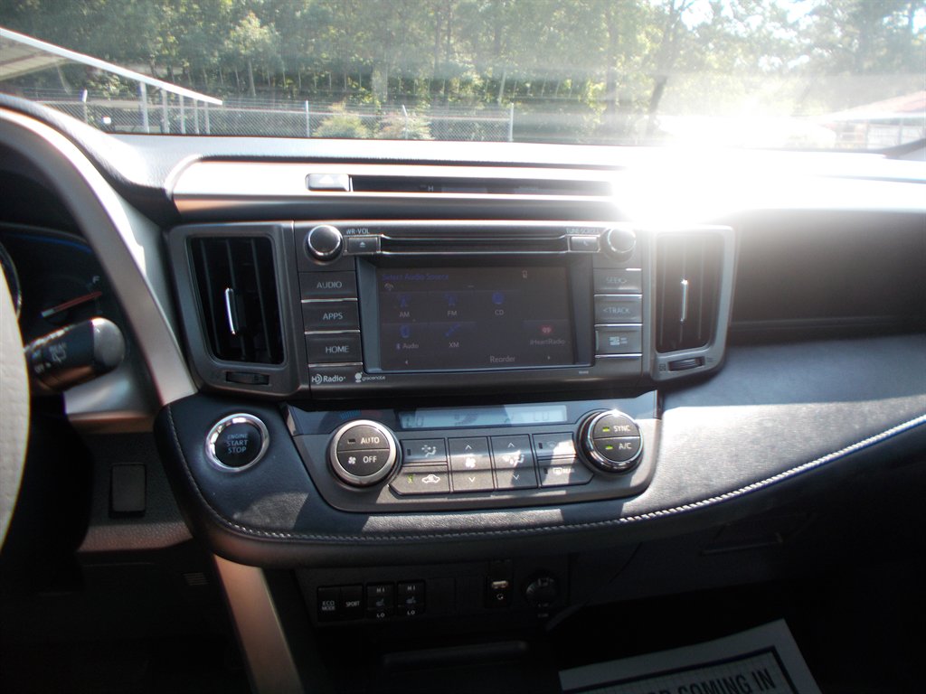 2015 Toyota RAV4 - $11,000