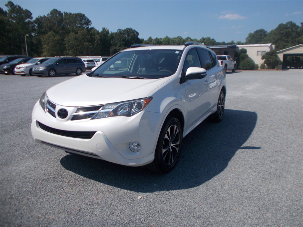 2015 Toyota RAV4 - $11,000