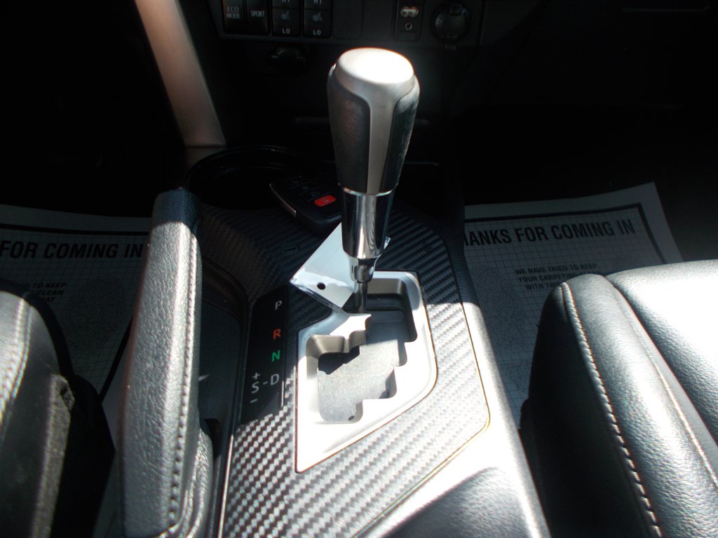 2015 Toyota RAV4 - $11,000