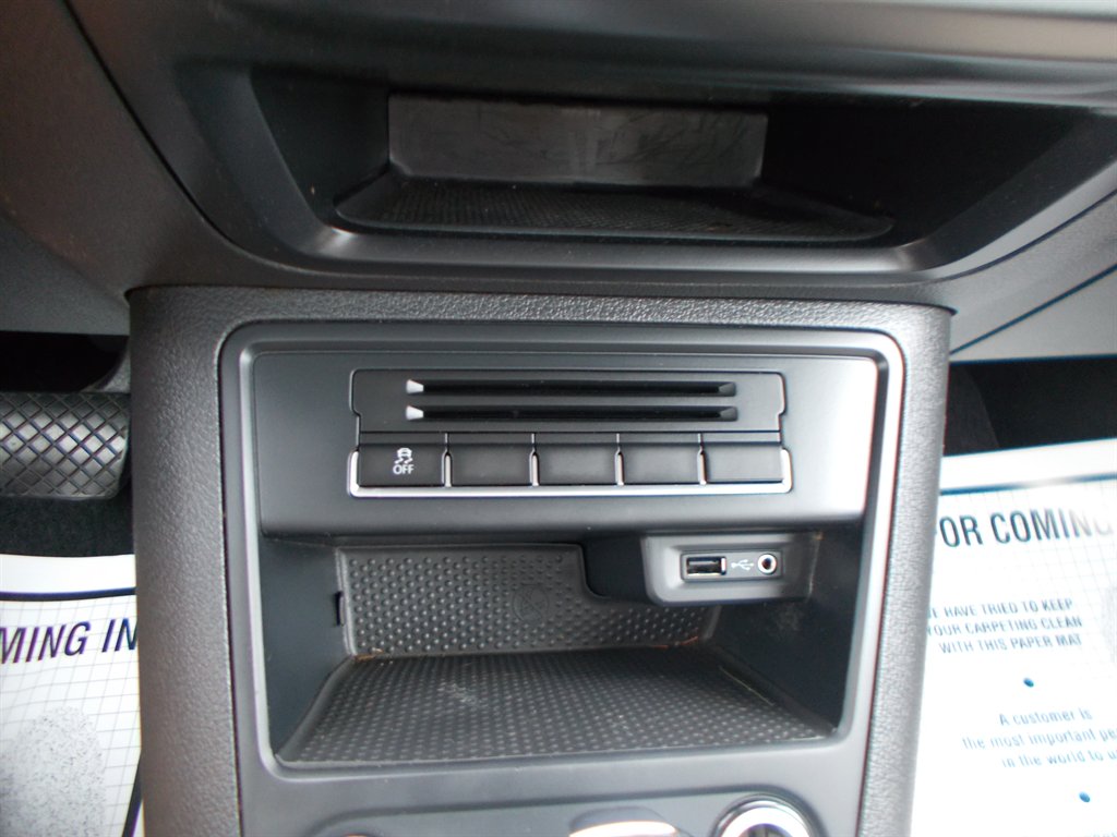 2017 Volkswagen Tiguan - $11,500