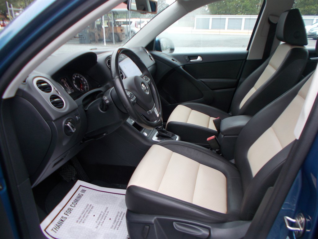 2017 Volkswagen Tiguan - $11,500
