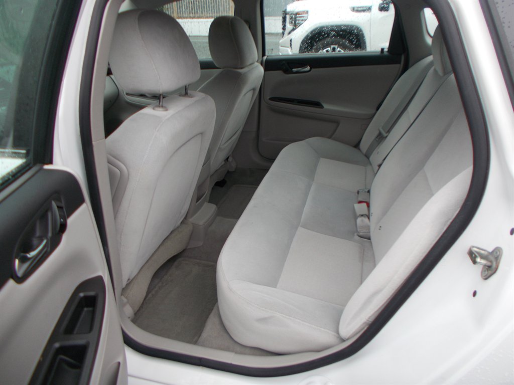2014 Chevrolet Impala - $11,000