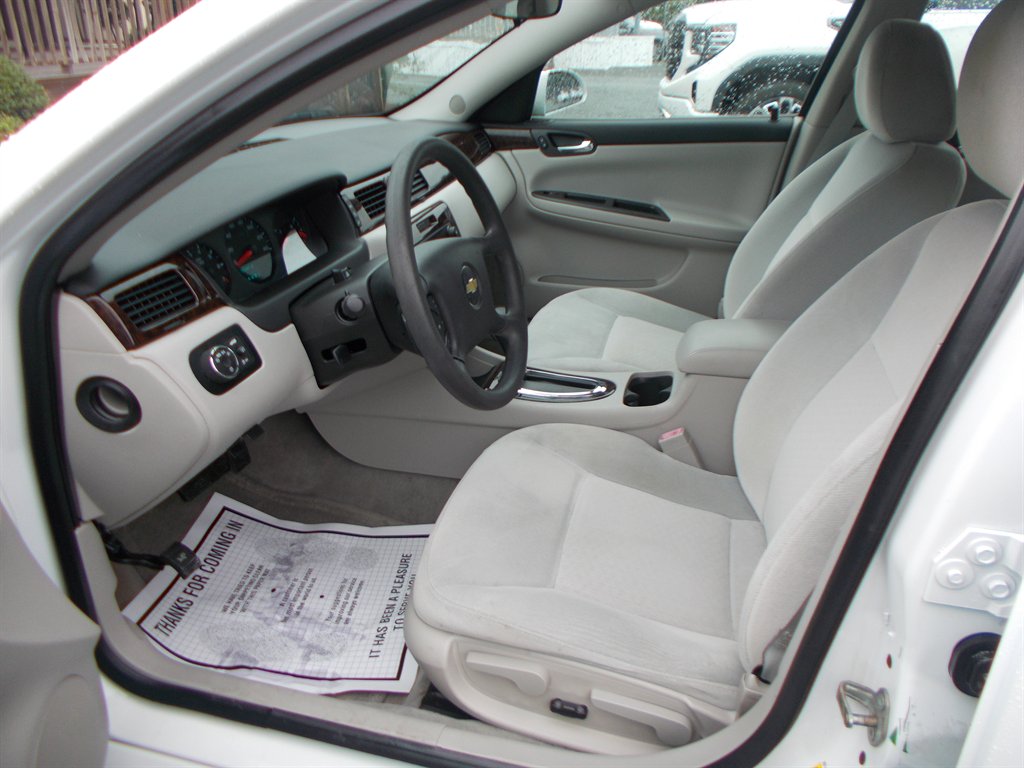 2014 Chevrolet Impala - $11,000