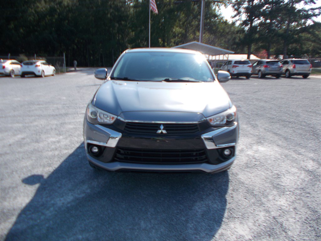 2017 Mitsubishi Outlander - $12,000