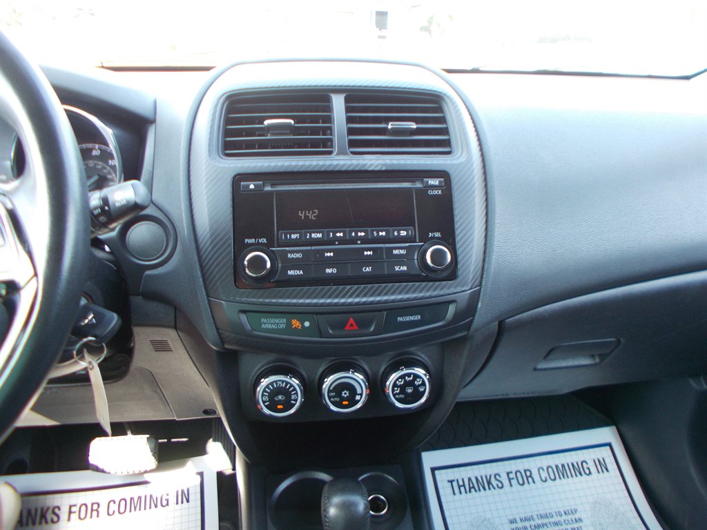 2017 Mitsubishi Outlander - $12,000