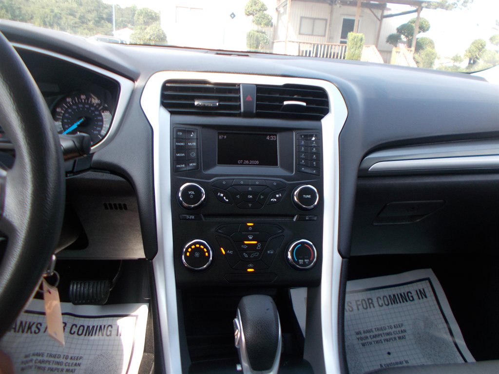 2016 Ford Fusion - $10,500