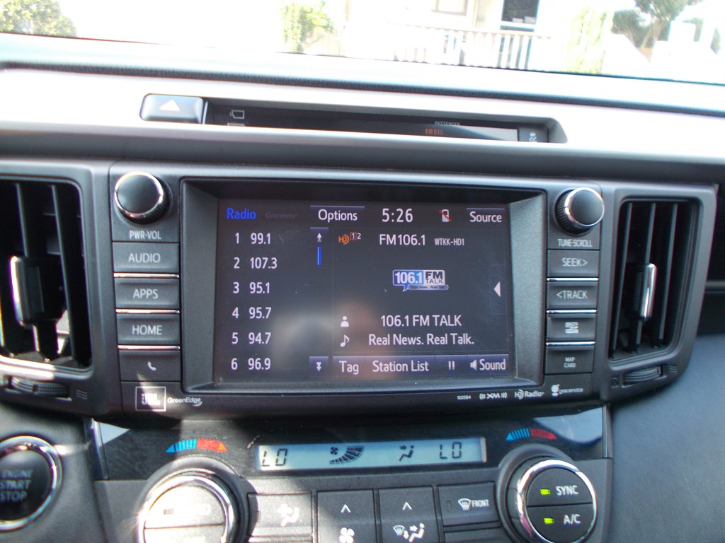 2016 Toyota RAV4 - $18,000