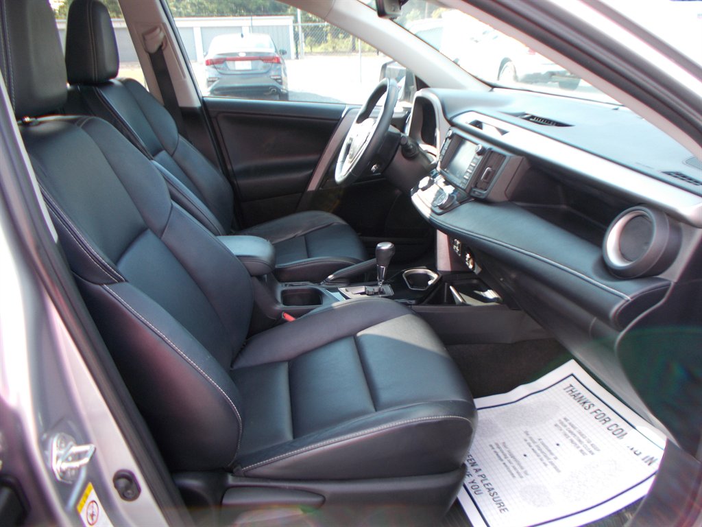 2016 Toyota RAV4 - $18,000
