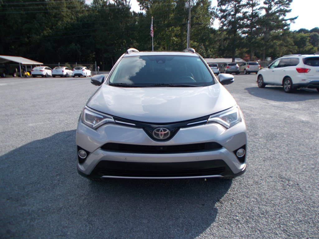 2016 Toyota RAV4 - $18,000