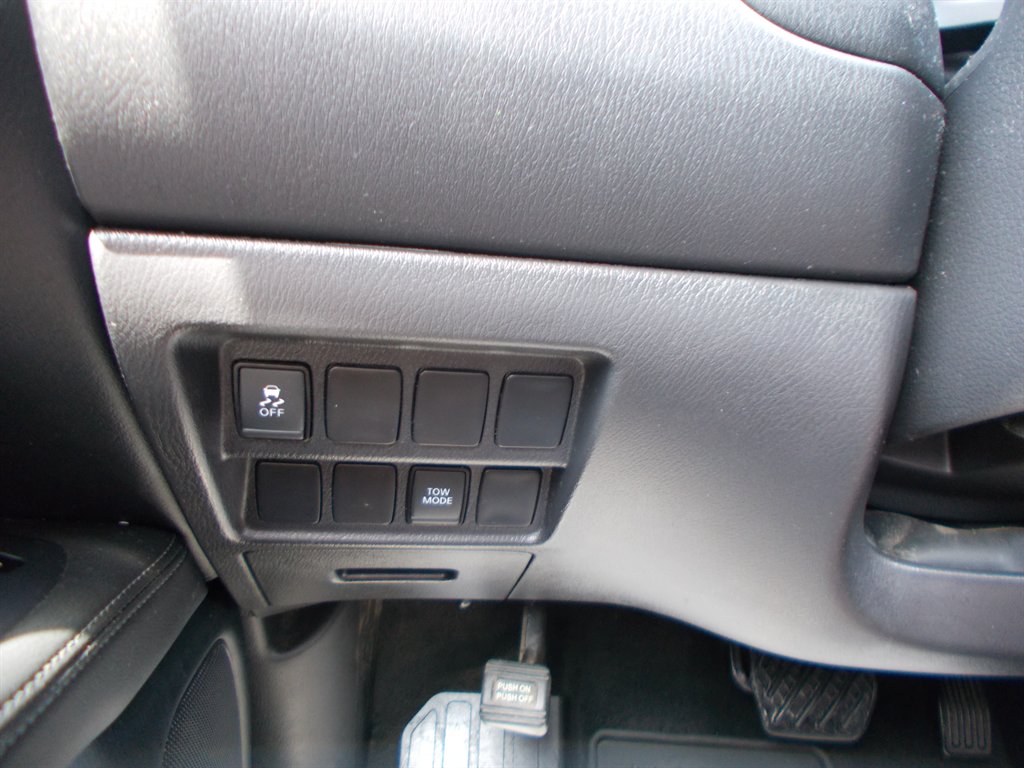 2019 Nissan Pathfinder - $12,000