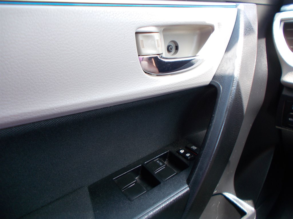 2014 Toyota Corolla - $12,000