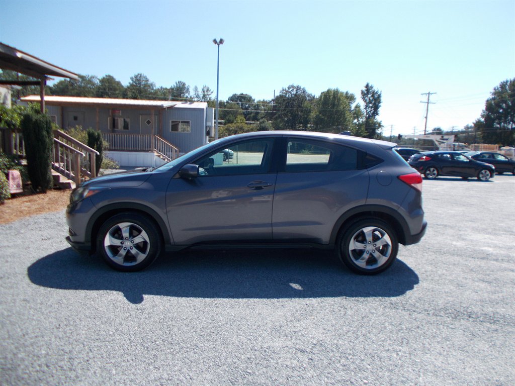 2018 Honda HR-V - $15,000