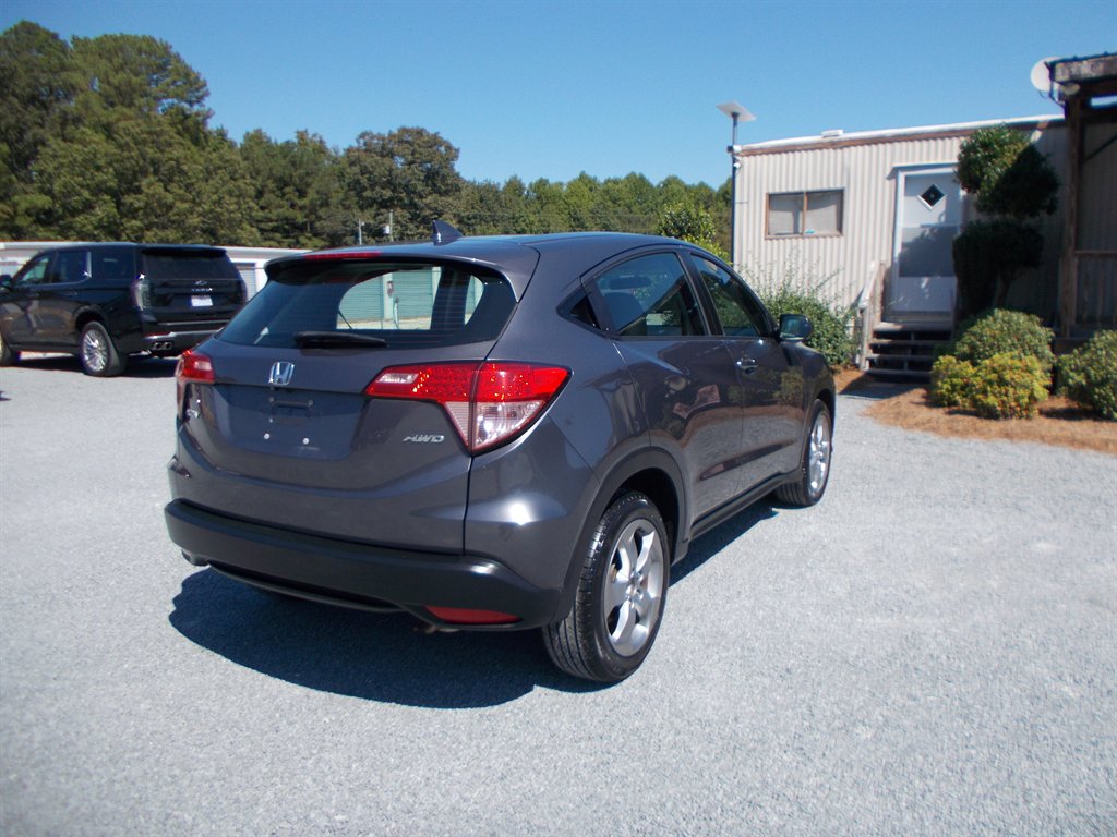 2018 Honda HR-V - $15,000