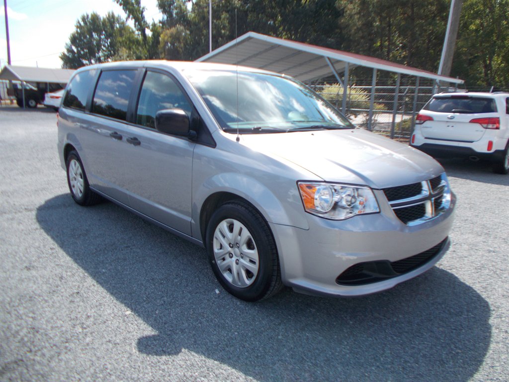 2019 Dodge Grand Caravan - $11,500