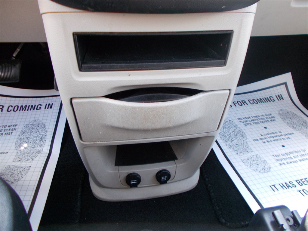 2019 Dodge Grand Caravan - $11,500