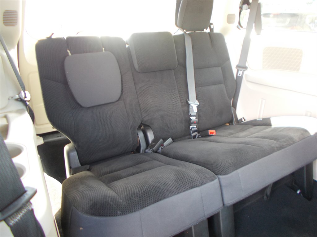 2019 Dodge Grand Caravan - $11,500