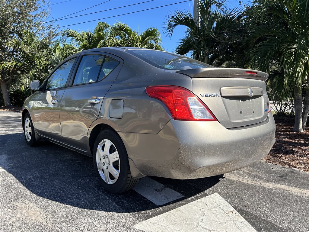 2013 Nissan Versa