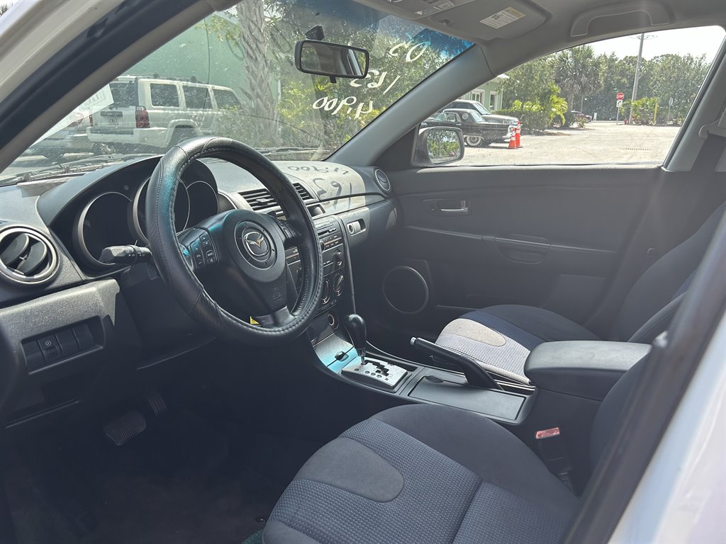 2005 MAZDA MAZDA3