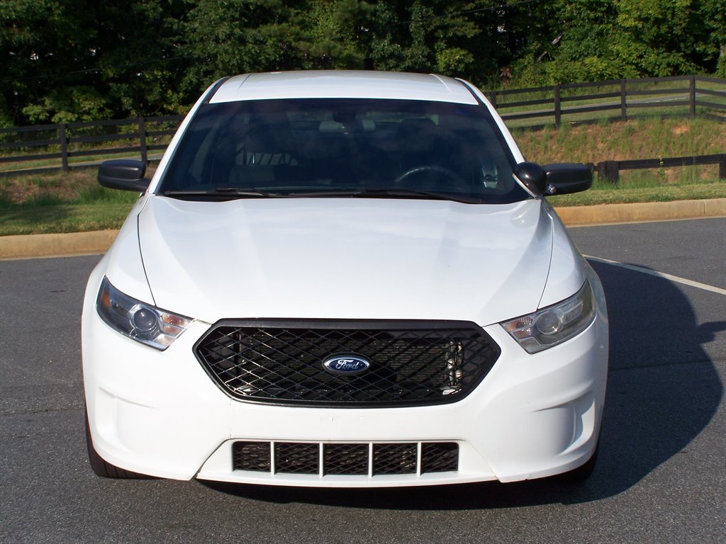 2015 Ford Taurus - $12,990