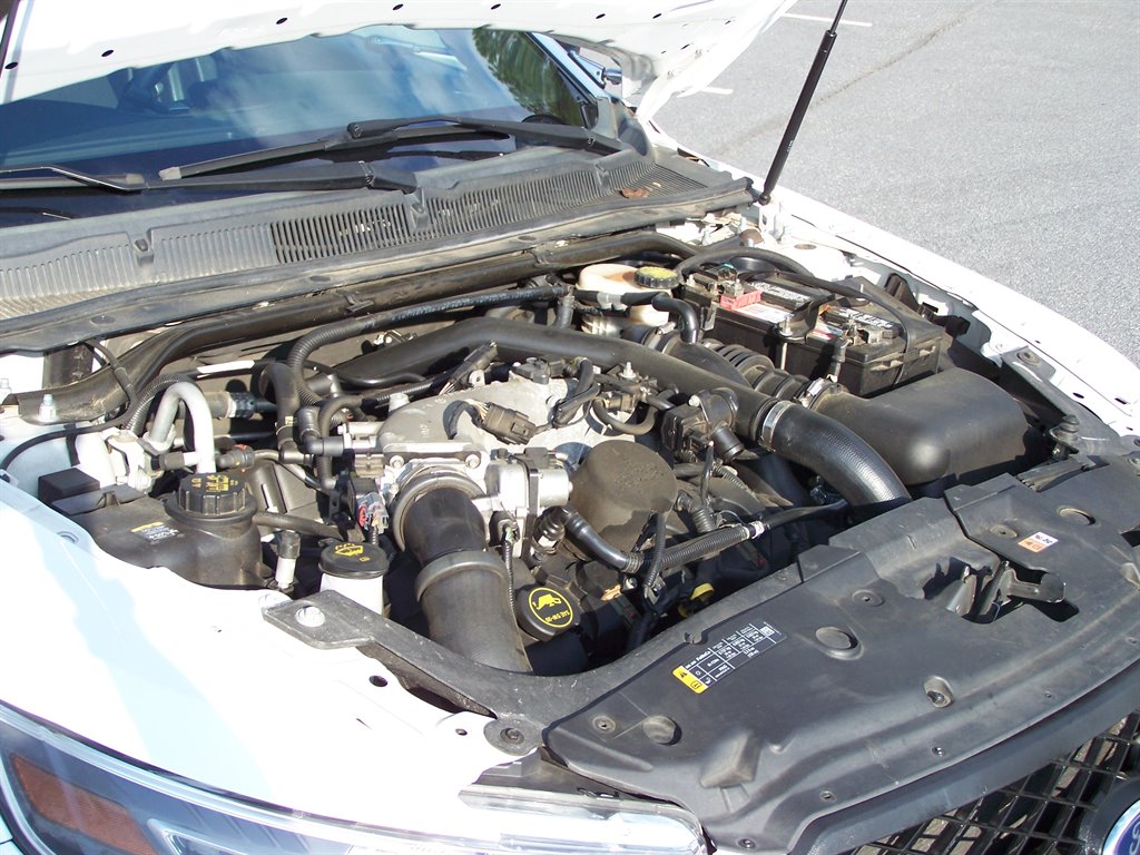 2015 Ford Taurus - $12,990