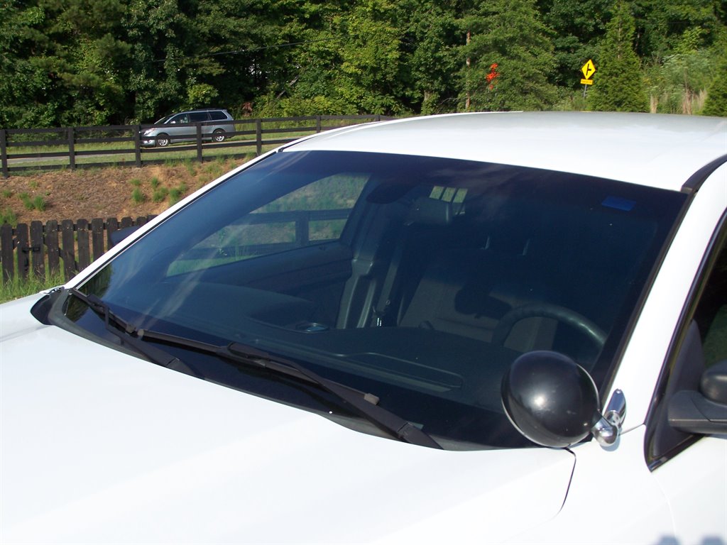 2015 Ford Taurus - $12,990