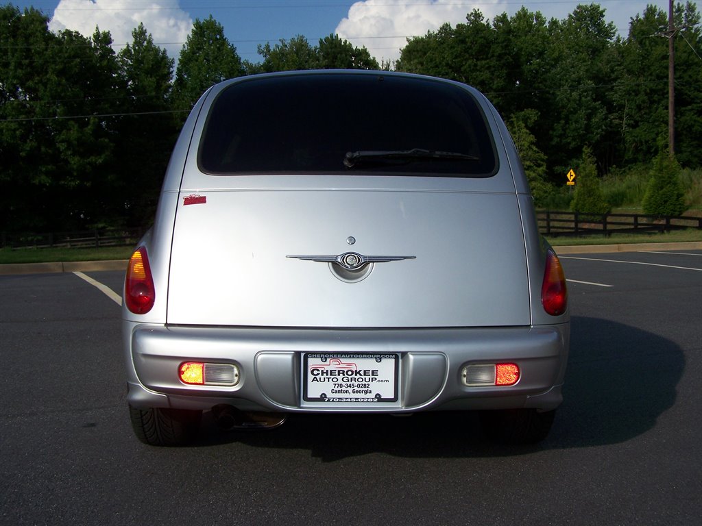 2004 Chrysler PT Cruiser photo