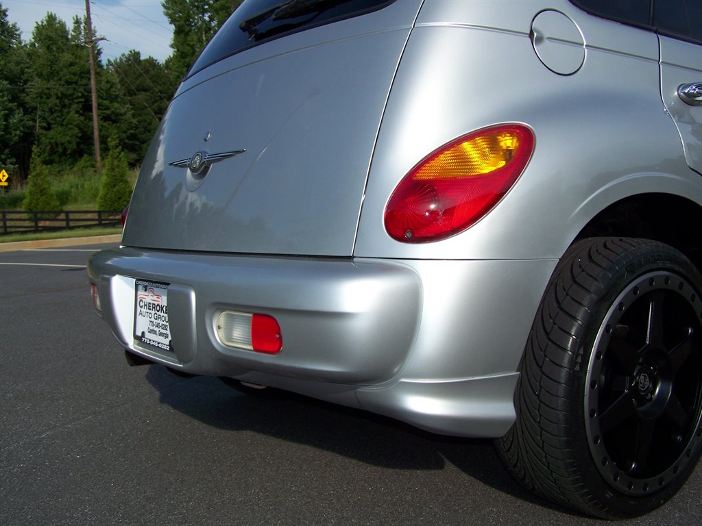 2004 Chrysler PT Cruiser photo