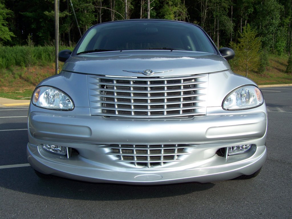 2004 Chrysler PT Cruiser photo