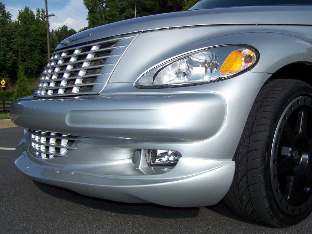 2004 Chrysler PT Cruiser photo