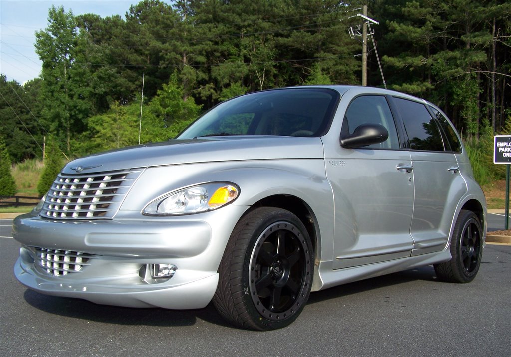 2004 Chrysler PT Cruiser photo