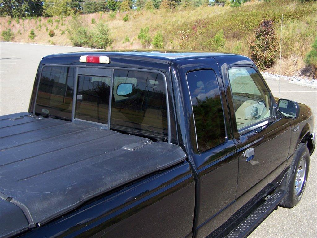 2002 Ford Ranger XL photo