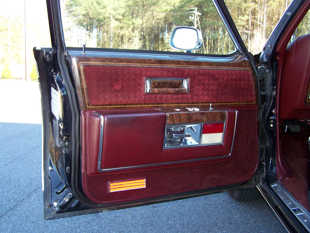 1981 Oldsmobile Ninety-Eight Regency photo