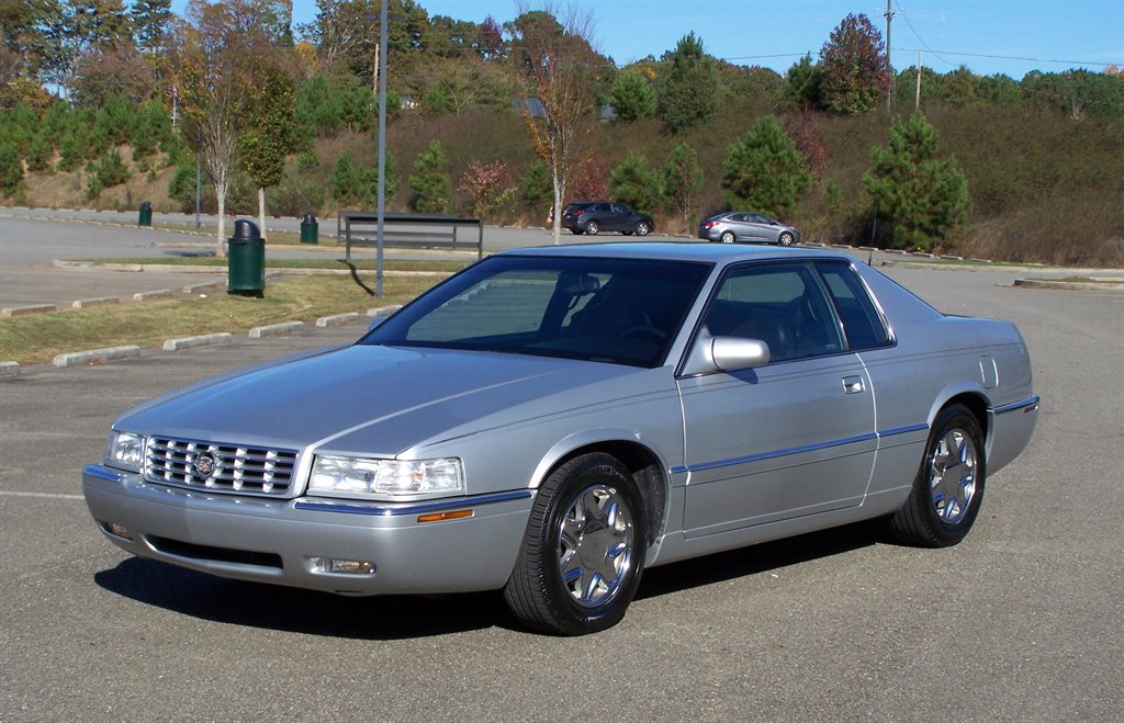 2000 Cadillac Eldorado ESC photo