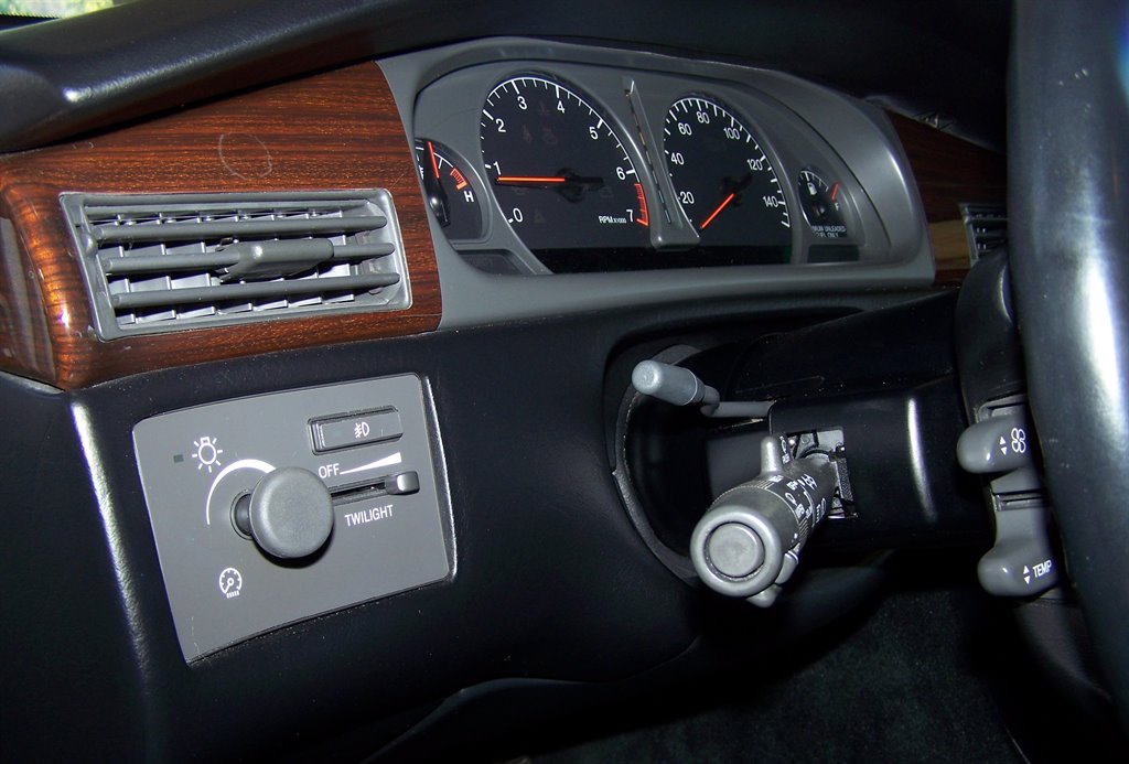 2000 Cadillac Eldorado ESC photo