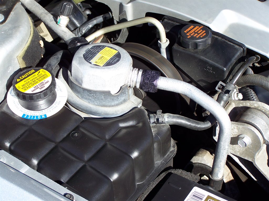 2000 Cadillac Eldorado ESC photo