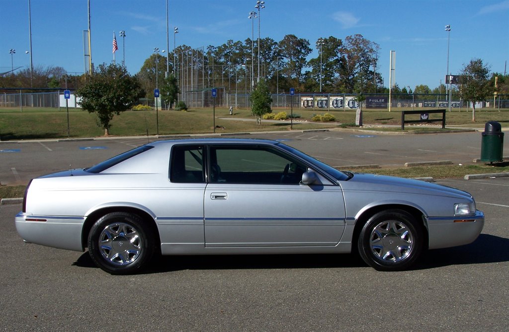 2000 Cadillac Eldorado ESC photo