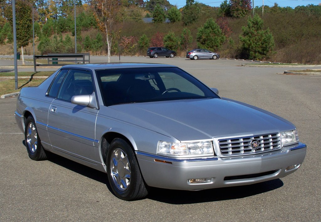 2000 Cadillac Eldorado ESC photo