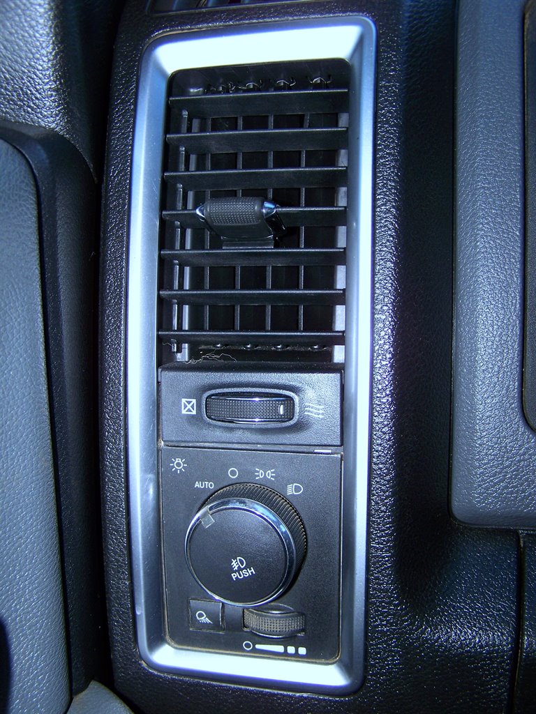2013 Ram 2500 - $27,890