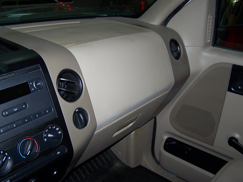 2008 Ford F-150 STX photo
