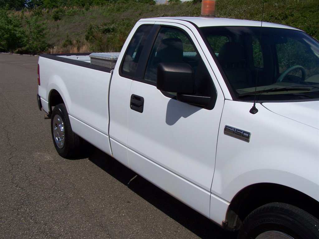 2008 Ford F-150 STX photo