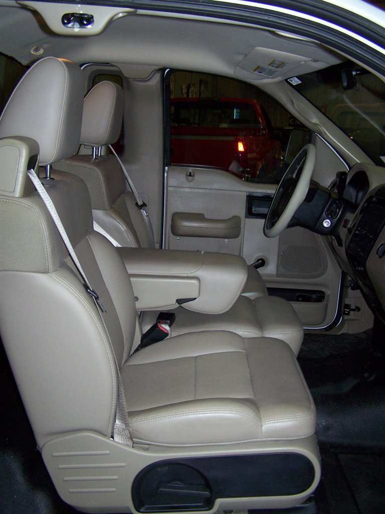 2008 Ford F-150 STX photo