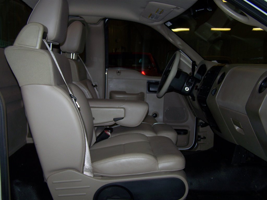 2008 Ford F-150 STX photo
